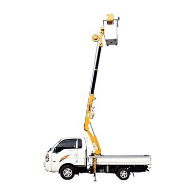 Camion cu cupă forestieră certificată CE