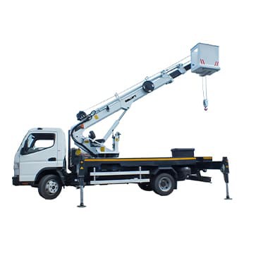 Camion cu cupe cu cabină triplă